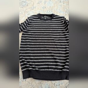 21men Black and Gray Striped Crewneck Sweater